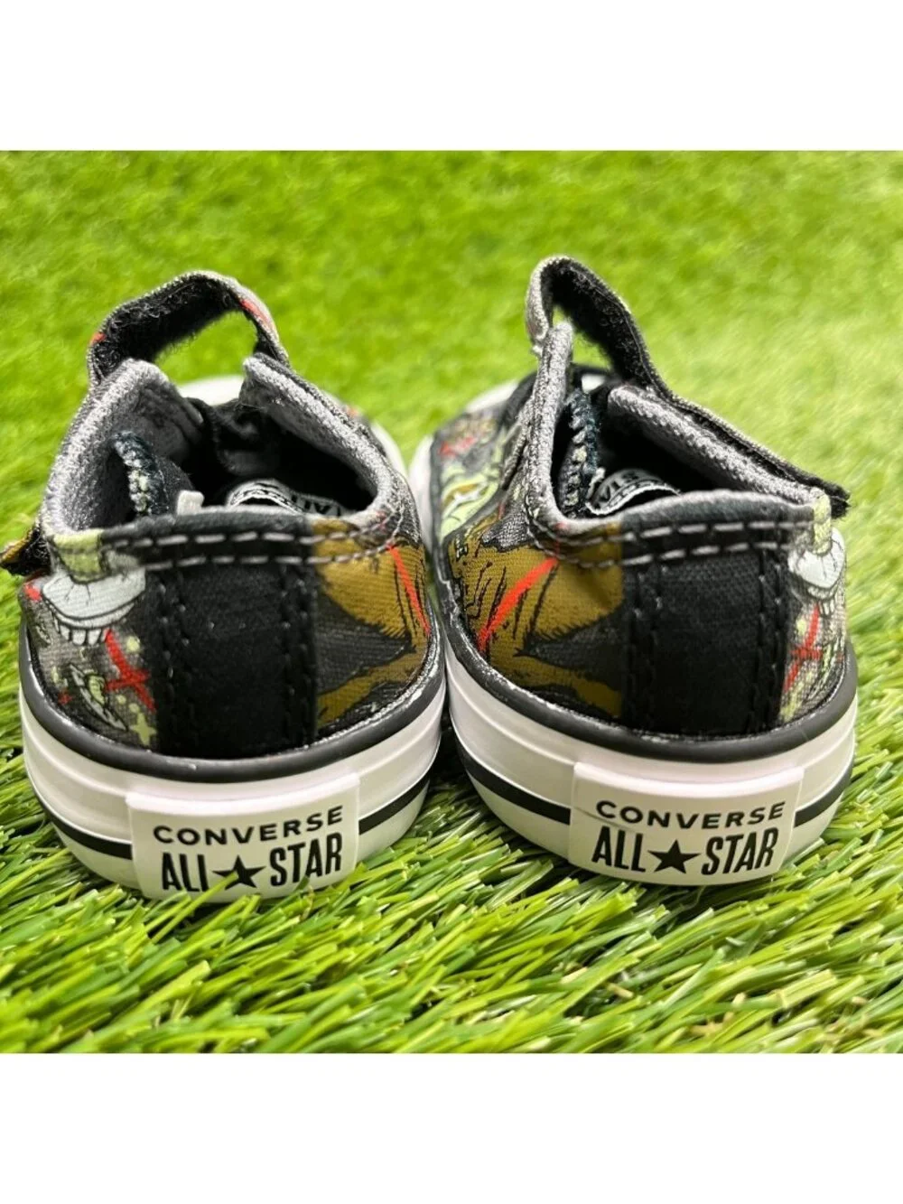 Converse Chuck Taylor All Star Infant Toddler Size 4C Dinosaur Shoes Sneakers
